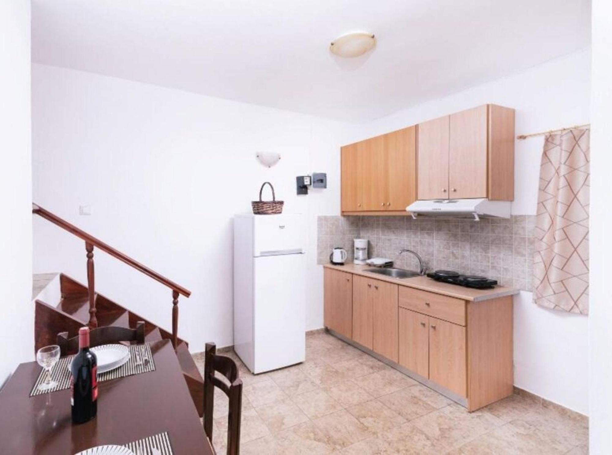 Apartment Panagiotis Kamilárion Exterior foto
